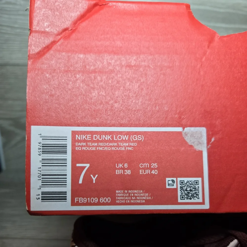Nike Dunk Low GS Sneakers Dark Team Red FB9109-600 Size 7 Youth / 8.5 Women New
